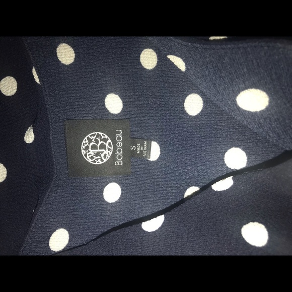 Navy Blouse tank size small. - Picture 2 of 4